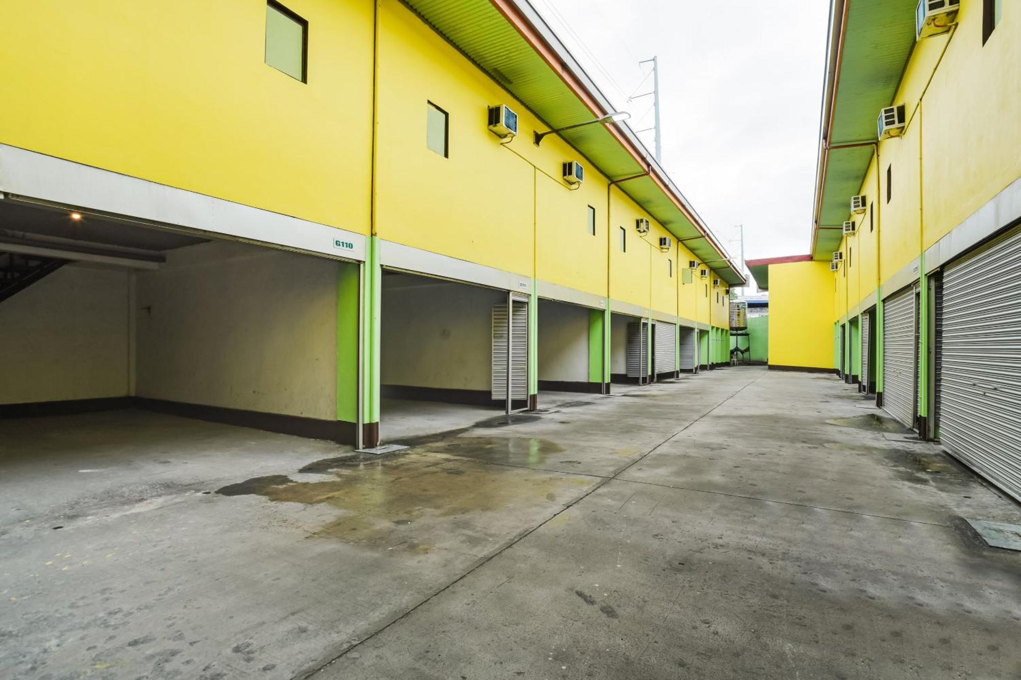 Oyo 473 Ranchotel Drive-In Binan Exterior foto